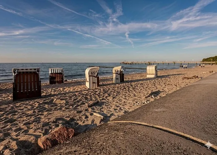 - Strand, Park Und Wald